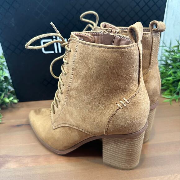 City Chic Women's Wide Fit Calista Ankle Boots Tan Size 40 US 9 - Picture 6 of 8
